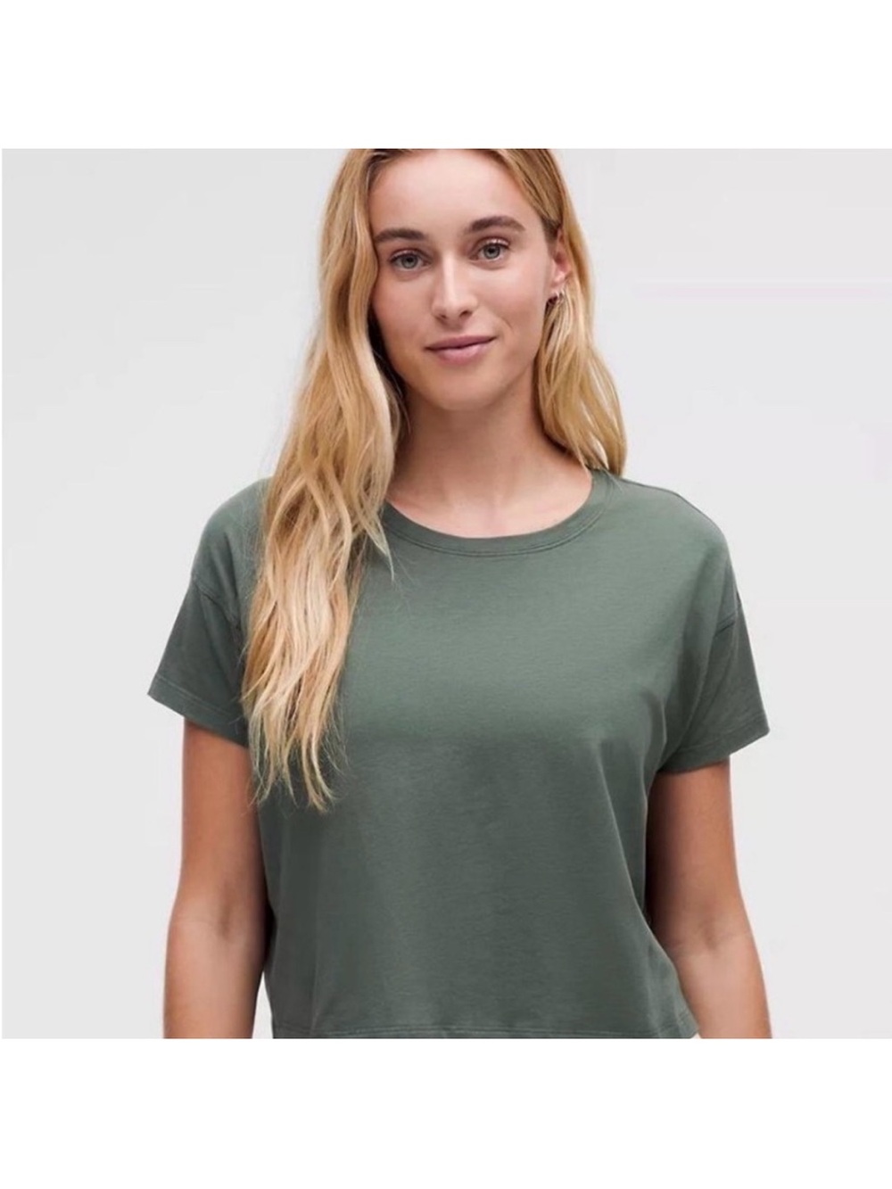 NWT!🍋🍋Lululemon Classic Fit Cotton Blend T-Shirt🍋🍋. Size 10. Grey Eucalyptus.